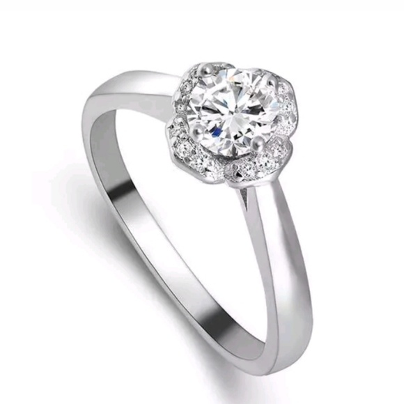 White Sapphire Wedding Ring - Picture 2 of 8